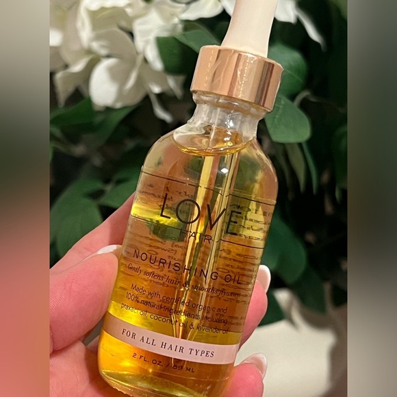 LOVE HAIR • NOURISHING OIL - Picture 3 of 3